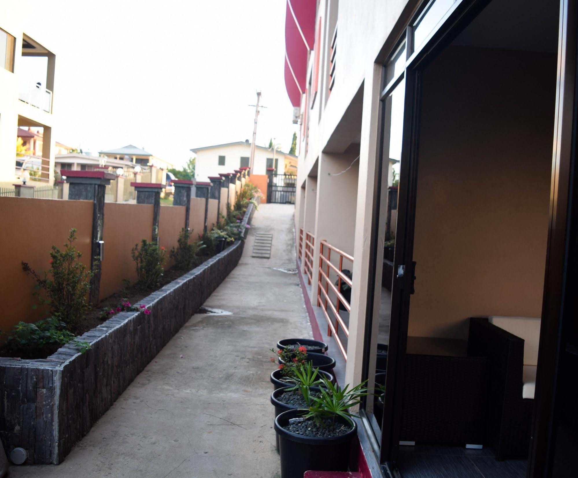 Al - Minhaj Service Apartments Nadi Extérieur photo