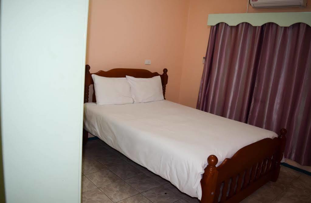 Al - Minhaj Service Apartments Nadi Extérieur photo